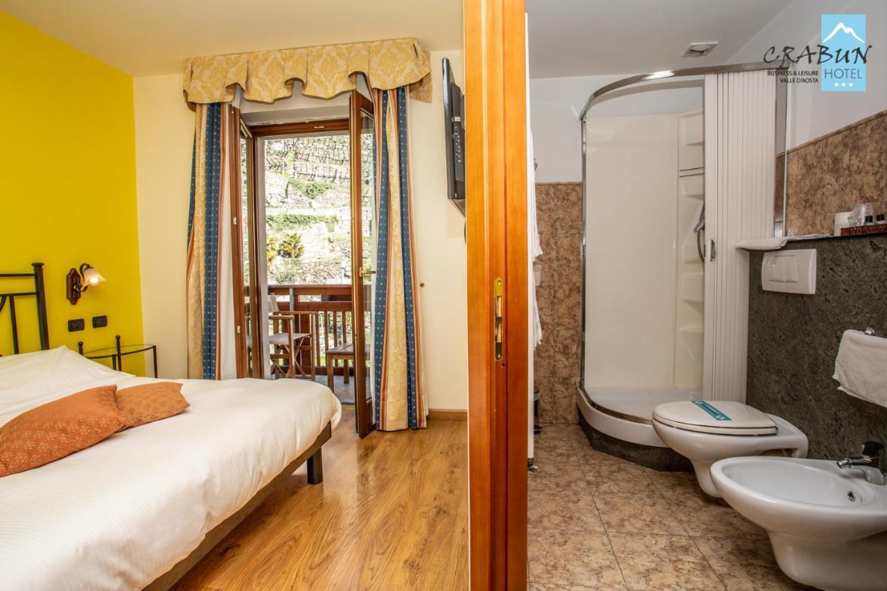 Crabun Hotel Пон-Сен-Мартен Экстерьер фото