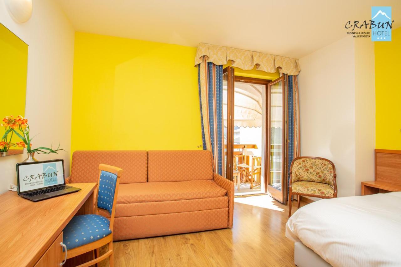 Crabun Hotel Пон-Сен-Мартен Экстерьер фото